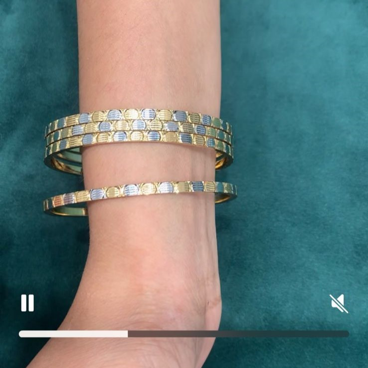 BANGLES