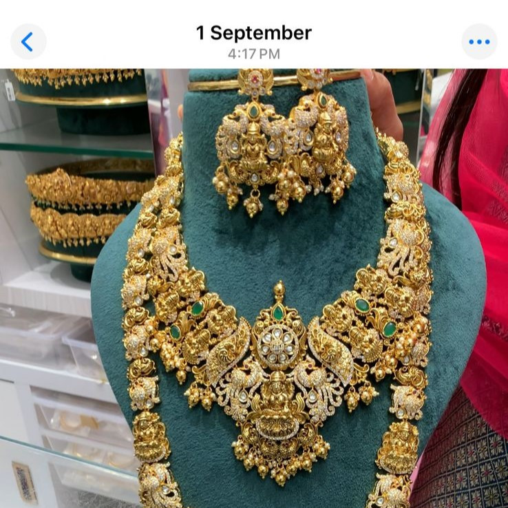 SHORT NECKLACE