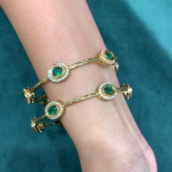 BANGLES