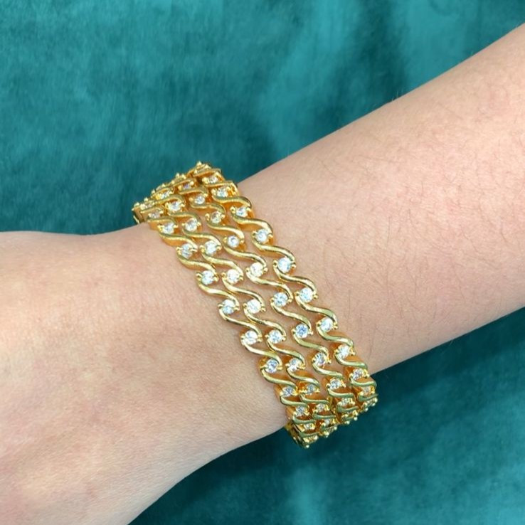 BANGLES