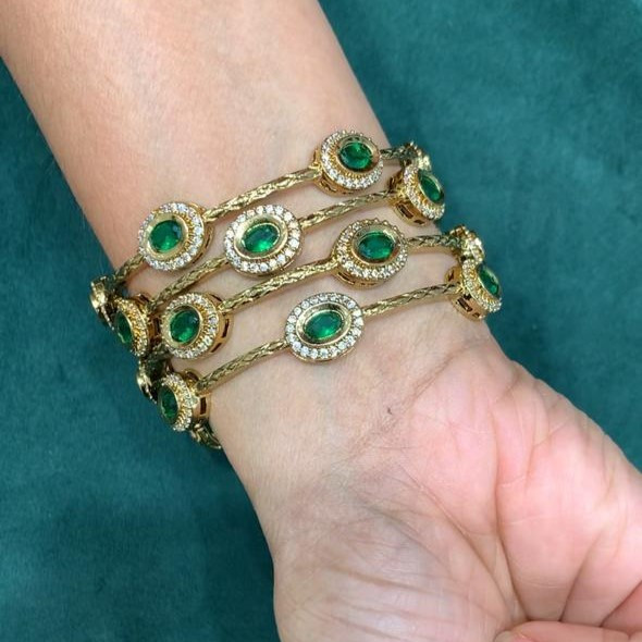 BANGLES